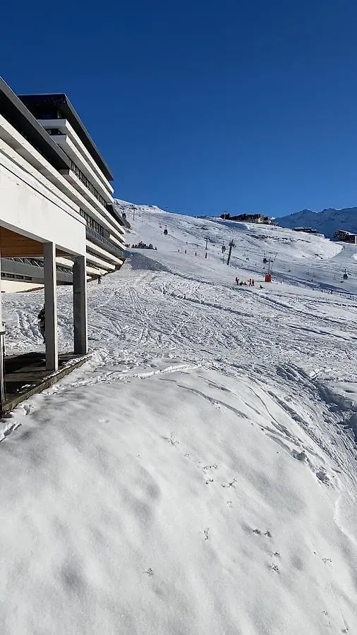 Les Menuires Centre! Chaleureux Studio Sur Les Pistes! サン・マルタン・ド・ベルヴィル アパート
